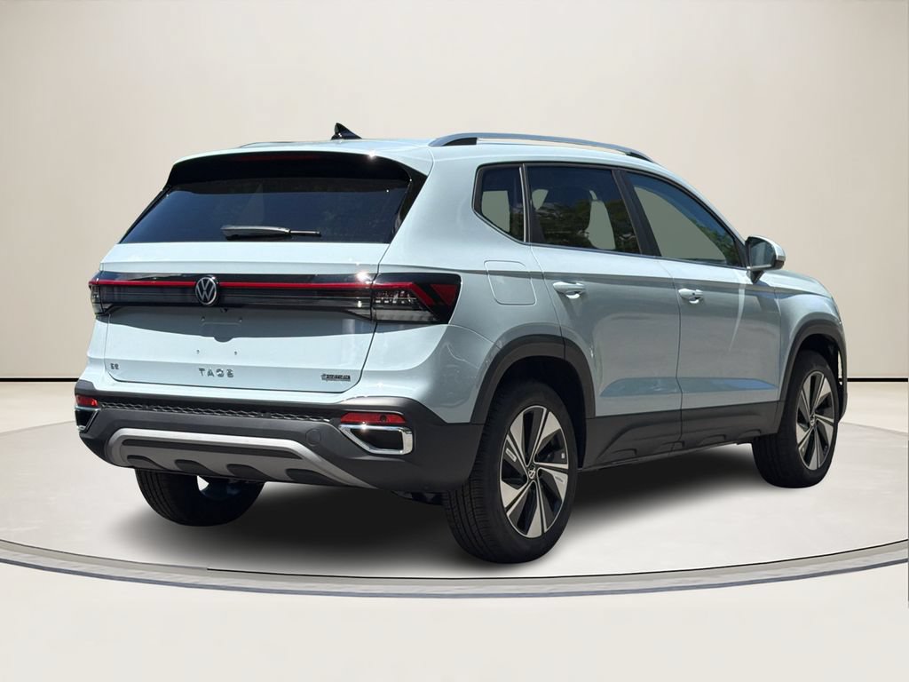 New 2026 Volkswagen Taos SE AWD/4WD image 3