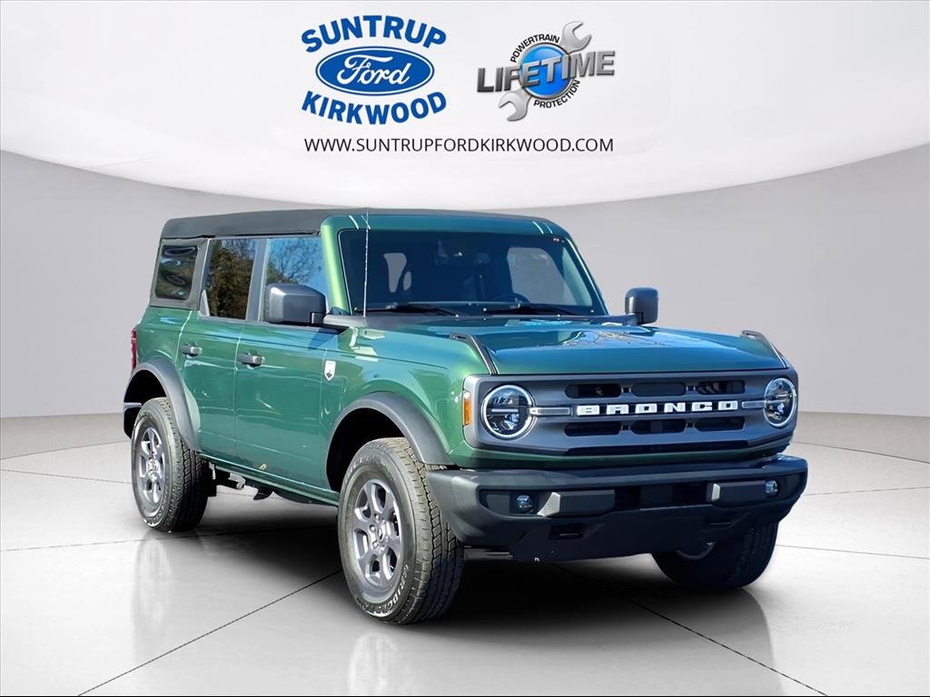 Used 2023 Ford Bronco Big Bend image 2