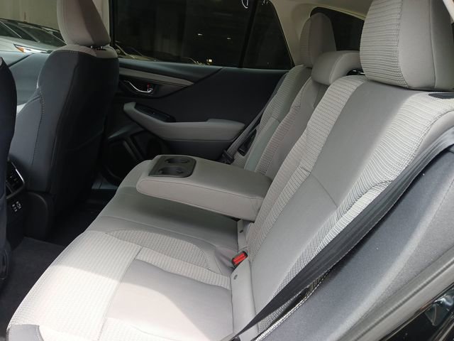 Used 2025 Subaru Outback Premium image 21