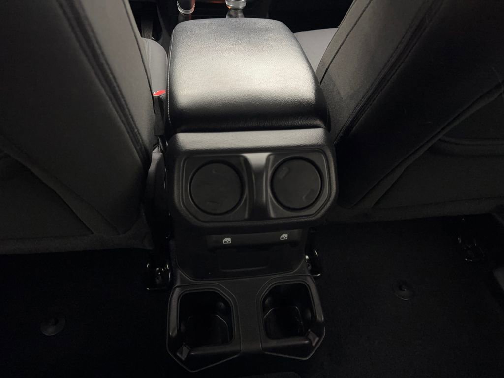 Used 2022 Jeep Wrangler Unlimited Sport image 65