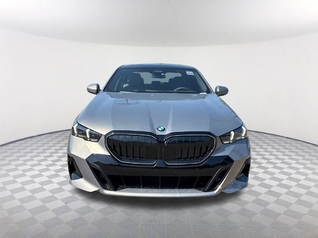 New 2026 BMW 530i xDrive w/ Executive Package AWD/4WD image 2