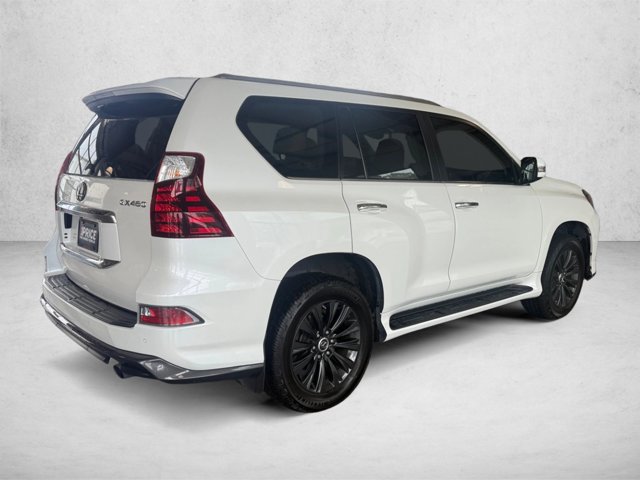 Used 2022 Lexus GX 460 Premium w/ Accessory Package AWD/4WD image 4