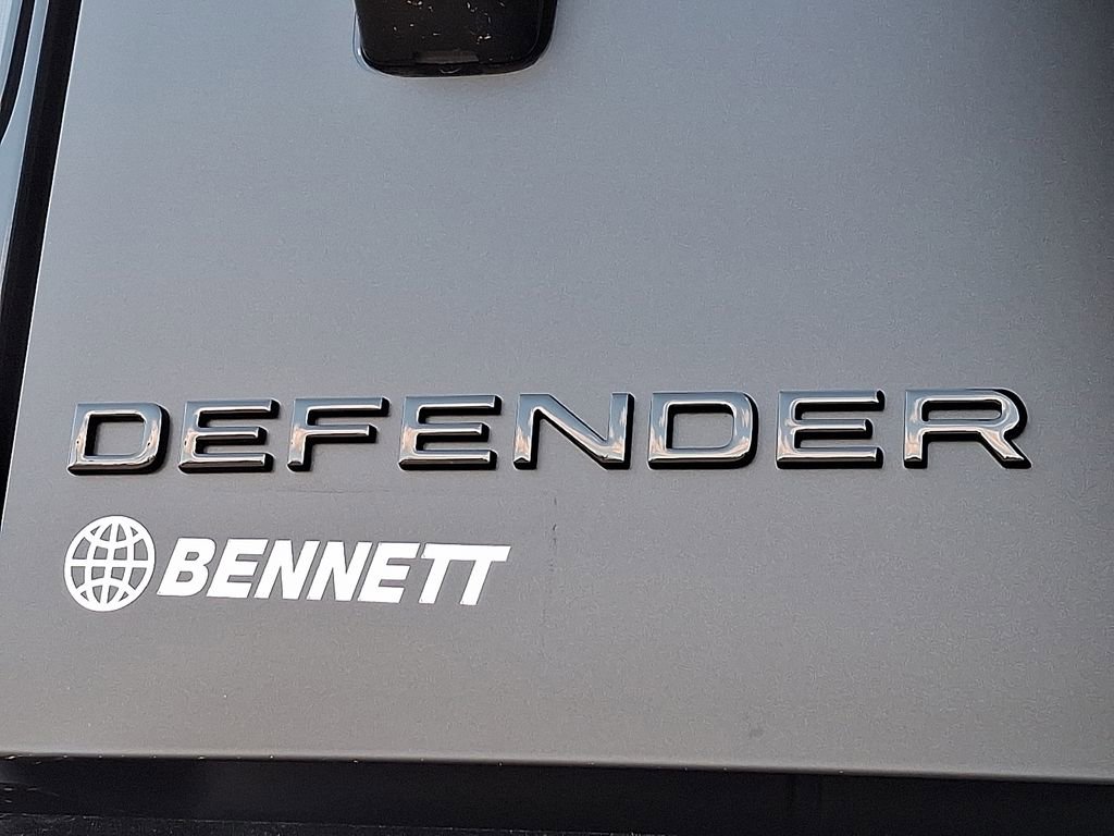 New 2026 Land Rover Defender 110 X-Dynamic SE AWD/4WD image 18