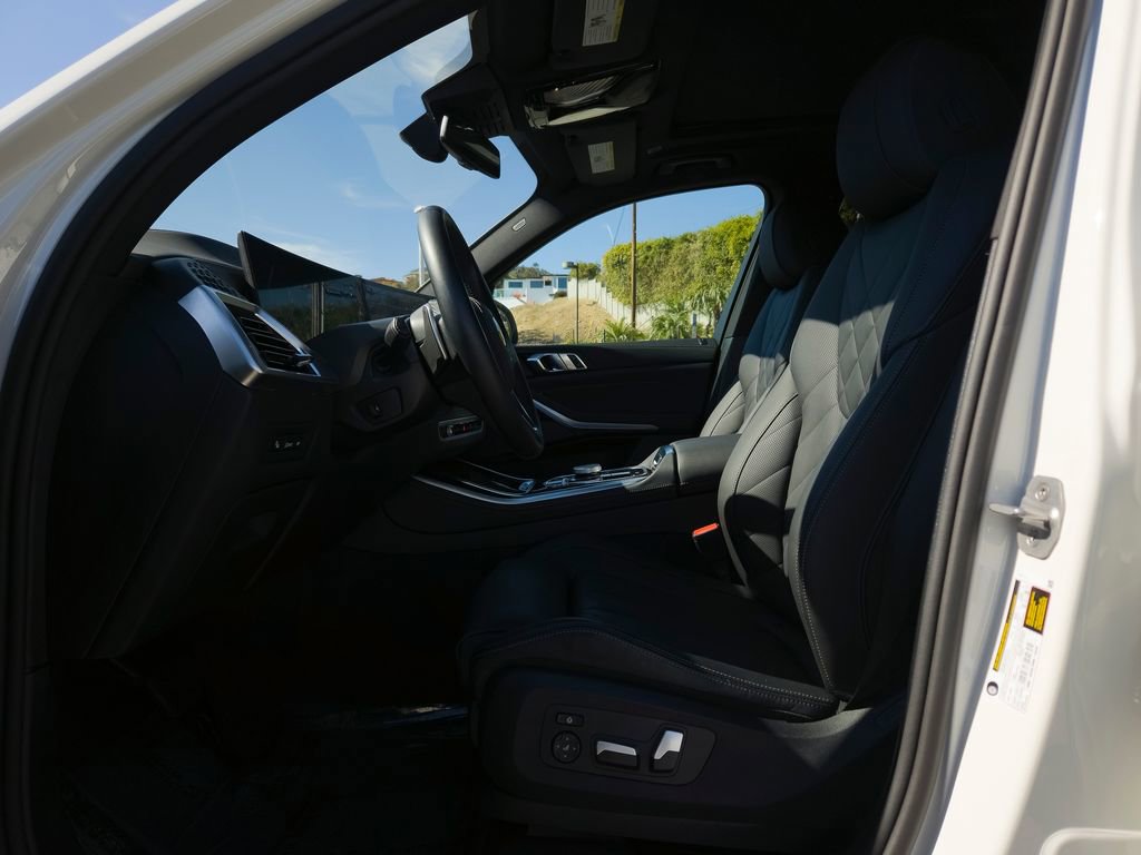 Used 2026 BMW X5 sDrive40i w/ Premium Package RWD image 8