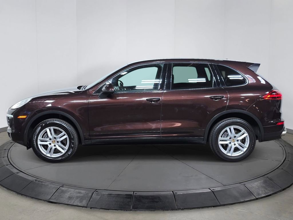Used 2016 Porsche Cayenne image 2