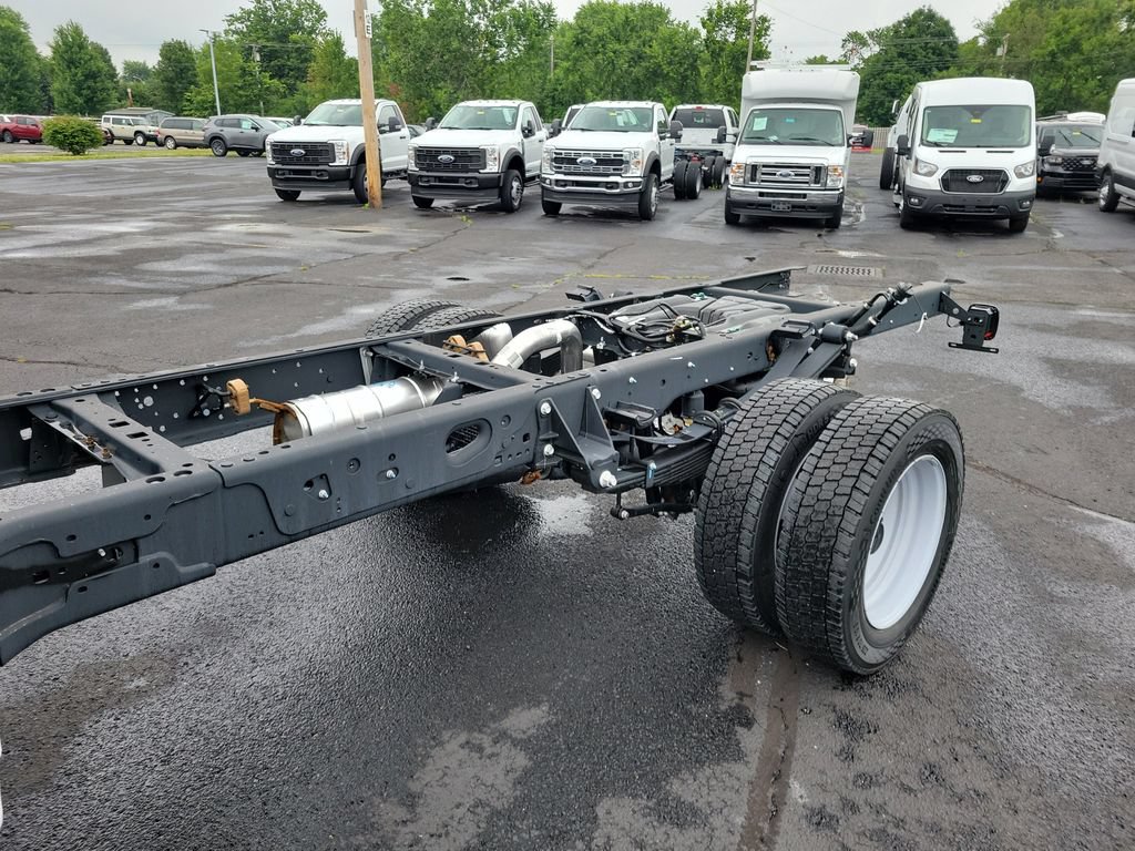 New 2026 Ford F550 4x4 Regular Cab Super Duty image 11