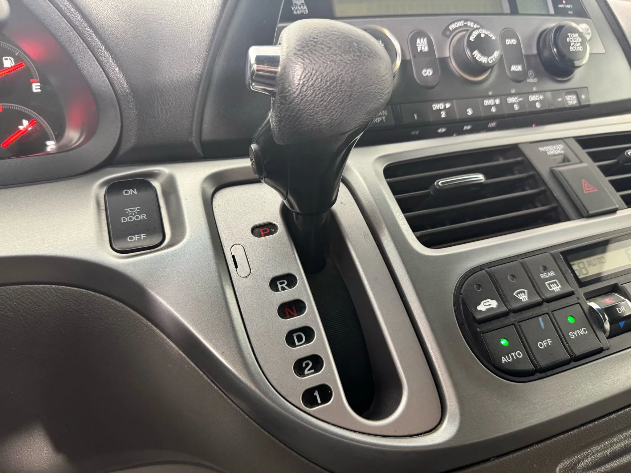 Used 2010 Honda Odyssey EX image 19