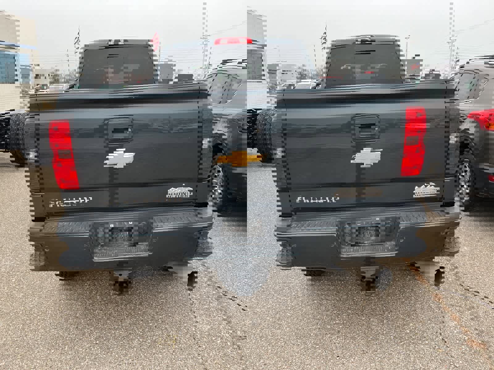 Used 2018 Chevrolet Silverado 2500 High Country image 16