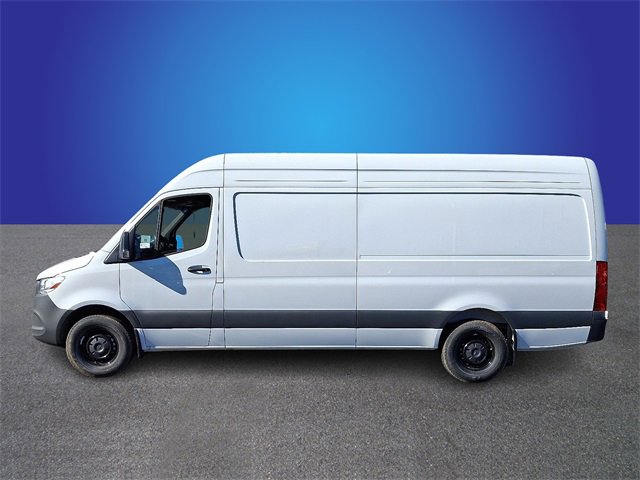 Used 2025 Mercedes-Benz Sprinter 2500 image 7