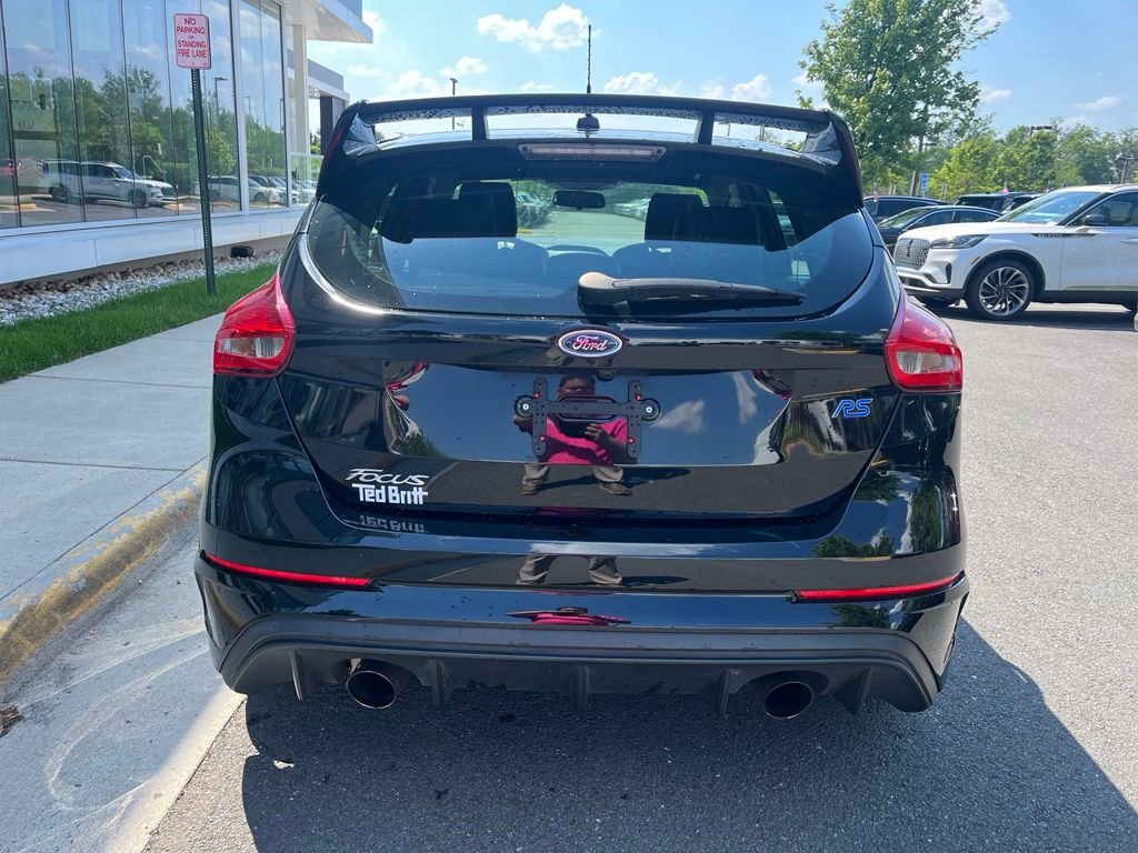 Used 2017 Ford Focus RS AWD/4WD image 7