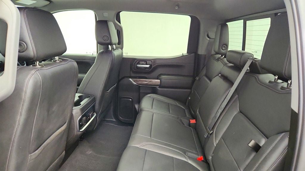 Used 2022 Chevrolet Silverado 1500 LTZ AWD/4WD image 21