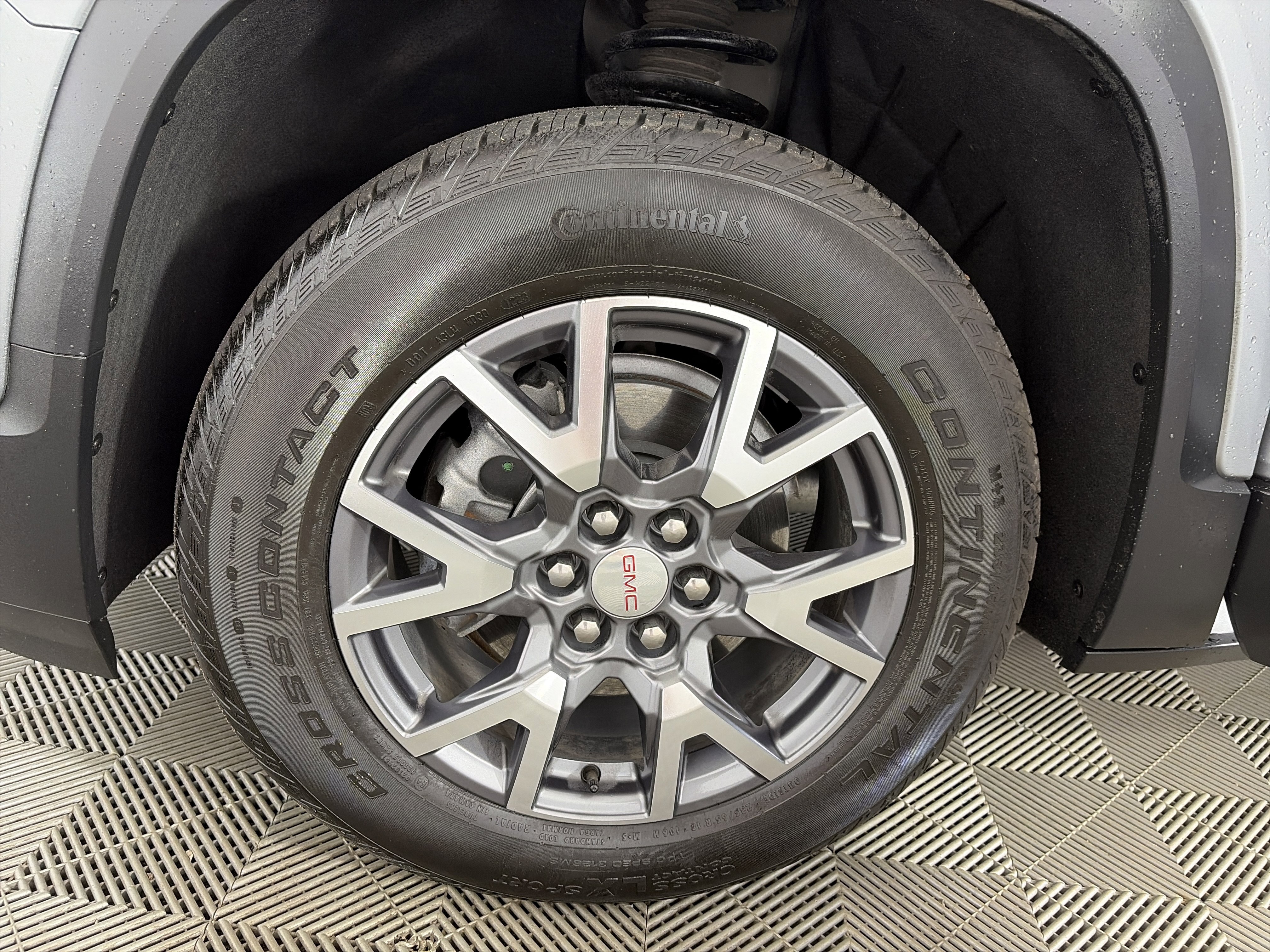 Used 2023 GMC Acadia SLT w/ Preferred Package AWD/4WD image 14