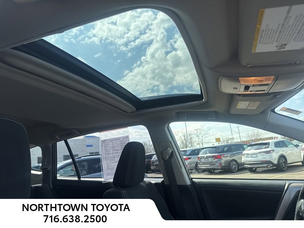 Used 2018 Toyota RAV4 XLE w/ Plus Extra Value Package AWD/4WD image 17