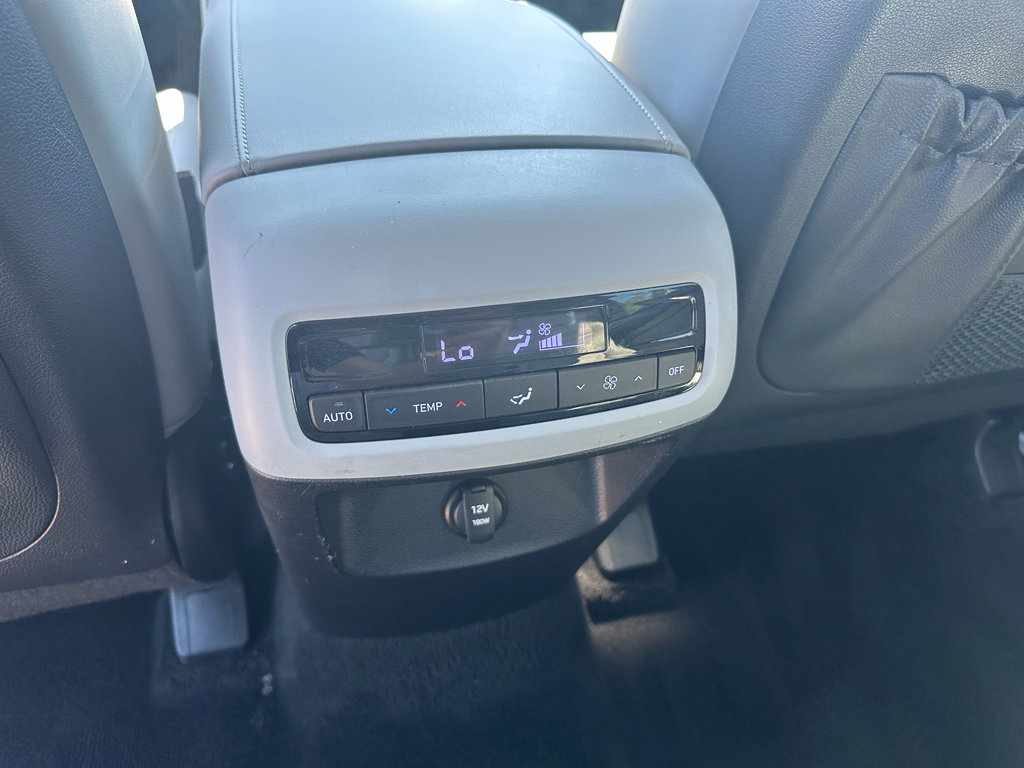 Used 2025 Hyundai Palisade SEL FWD image 11