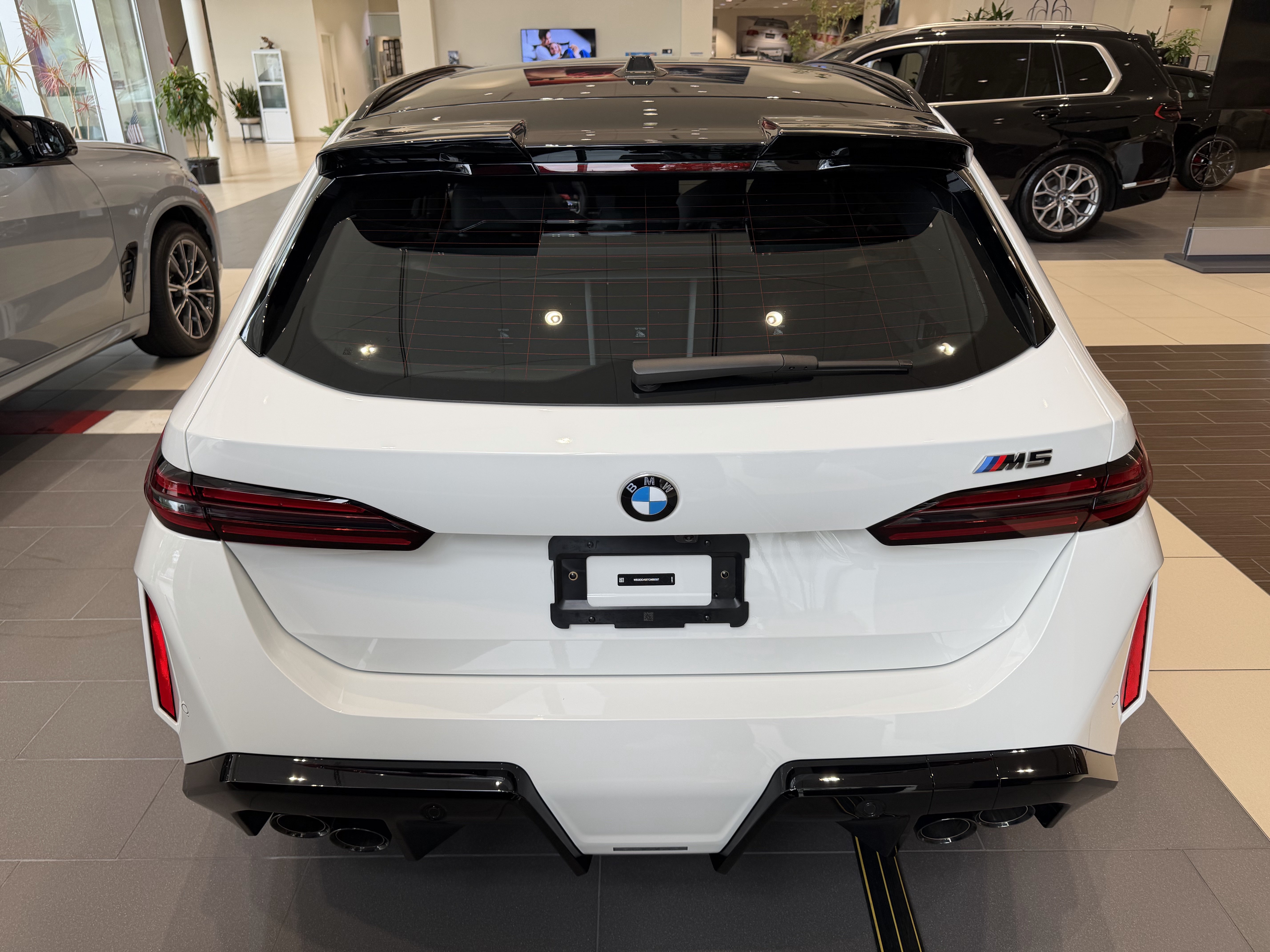 New 2026 BMW M5 Touring w/ M Driver's Package AWD/4WD image 5