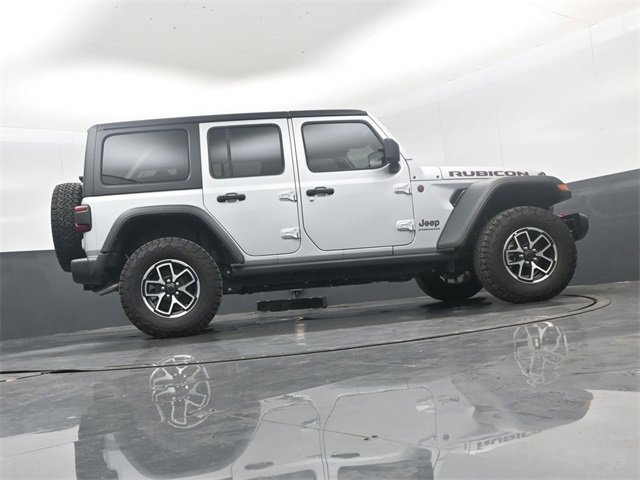 Used 2024 Jeep Wrangler Unlimited Rubicon w/ Technology Group image 42