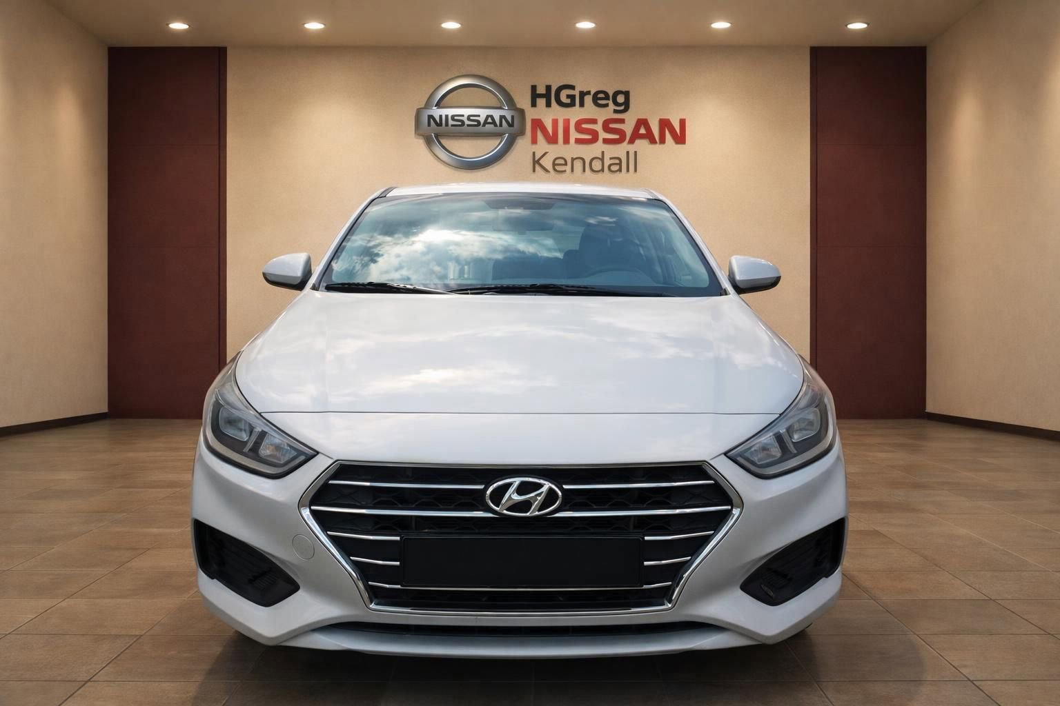 Used 2020 Hyundai Accent SE image 3