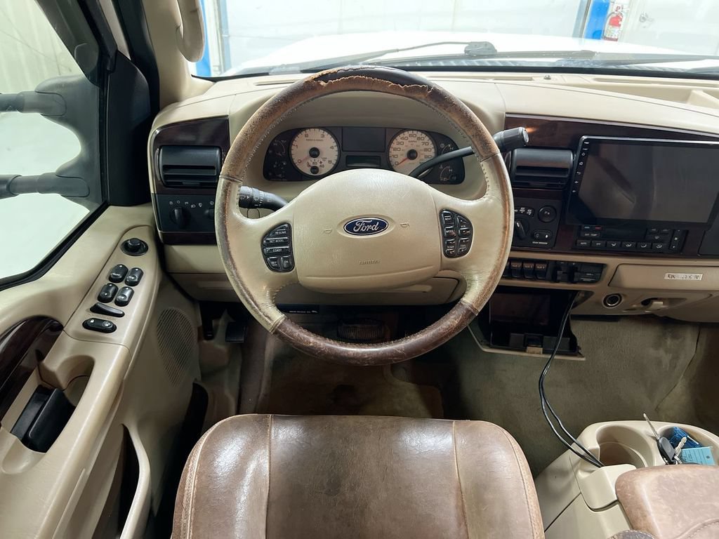 Used 2006 Ford F250 XL AWD/4WD image 6
