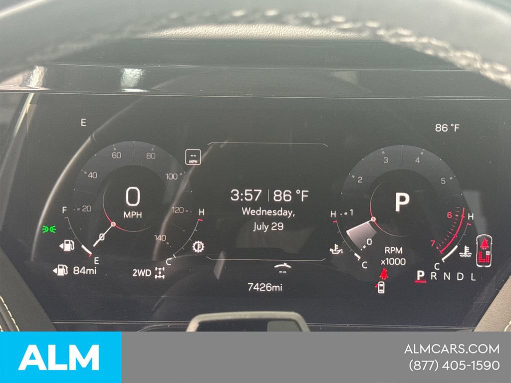 Used 2025 GMC Yukon Elevation w/ Elevation Premium Package AWD/4WD image 31