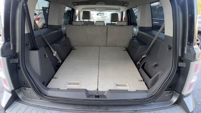 Used 2010 Ford Flex Limited AWD/4WD image 22