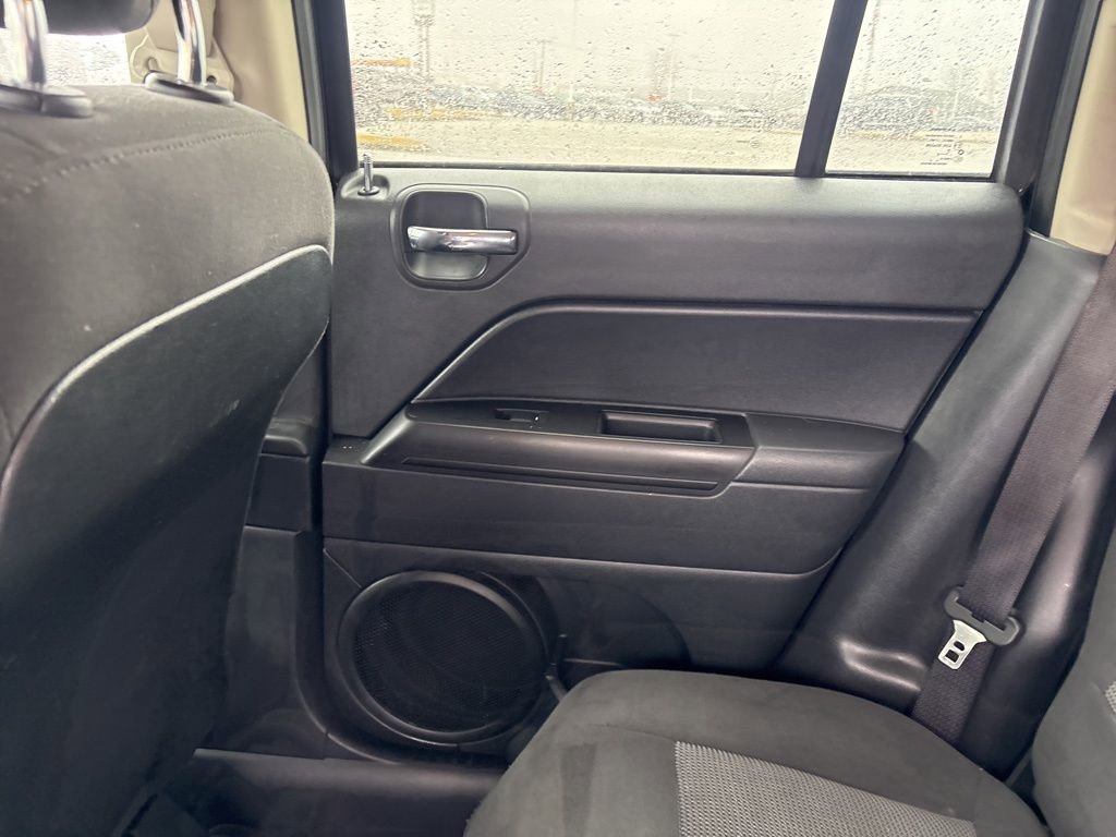 Used 2016 Jeep Compass Sport w/ Power Value Group image 19