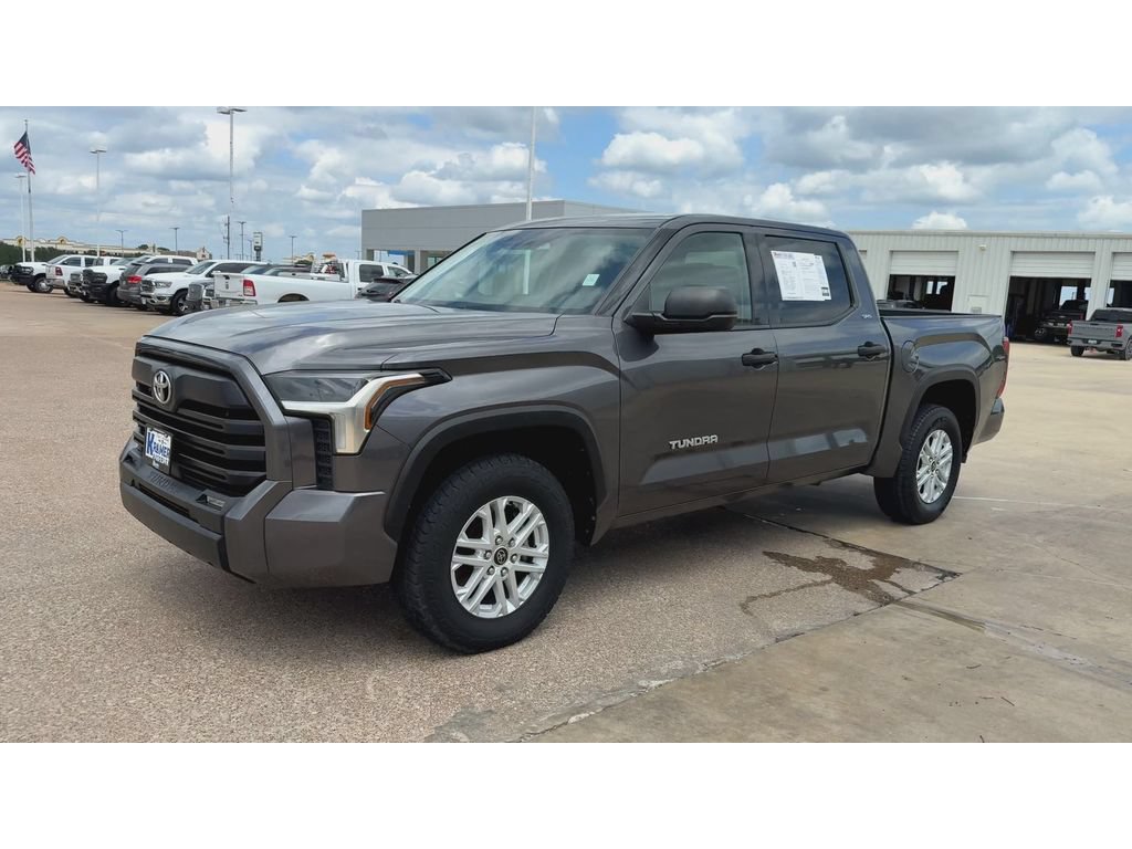 Used 2022 Toyota Tundra SR5 RWD image 4