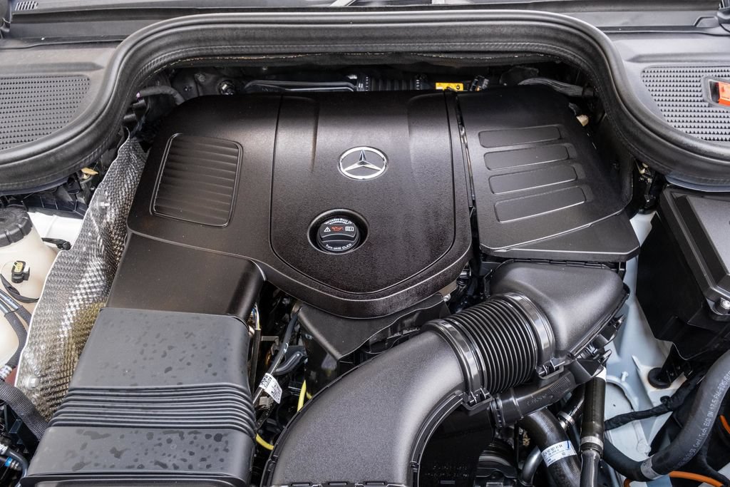 Used 2025 Mercedes-Benz GLE 350 4MATIC image 35