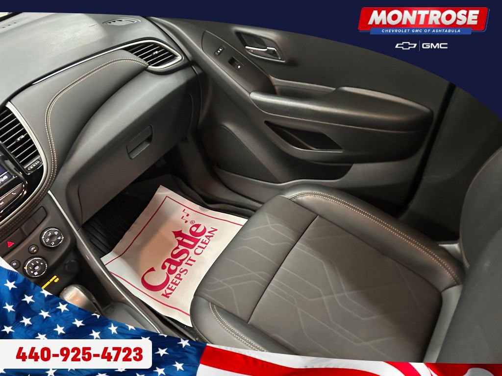 Used 2022 Chevrolet Trax LT w/ LT Convenience Package image 26