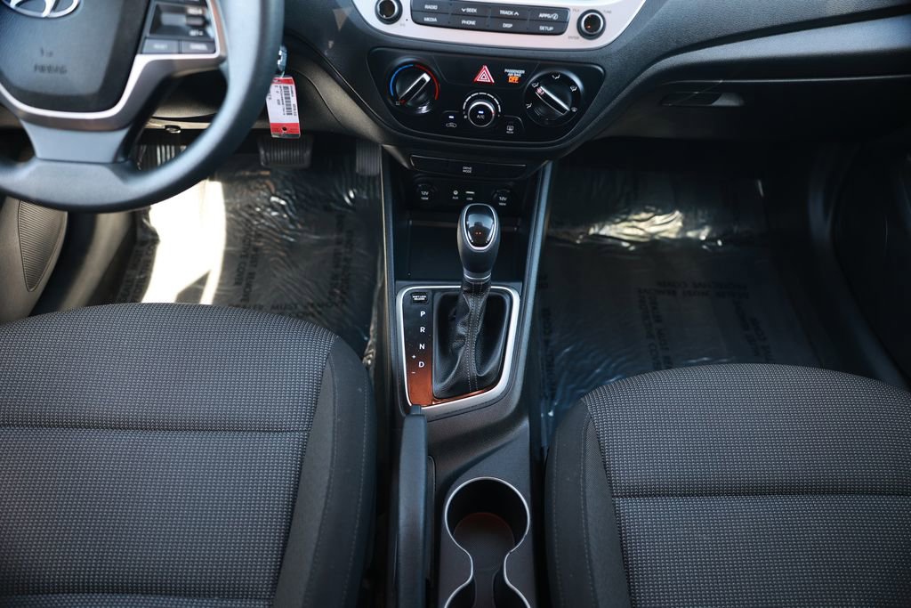 Used 2022 Hyundai Accent SEL image 28