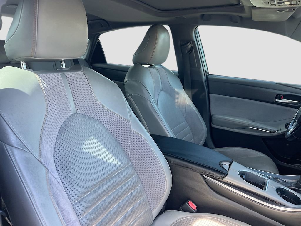 Used 2019 Toyota Avalon Touring w/ Advanced Safety Package FWD image 29