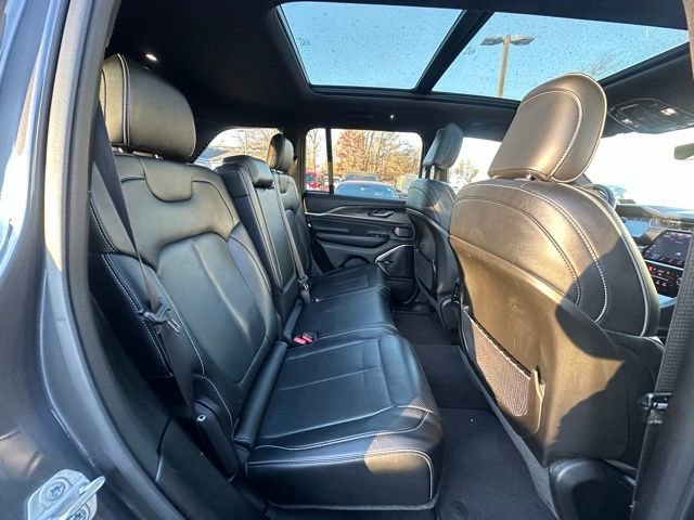 Used 2022 Jeep Grand Cherokee Overland image 31