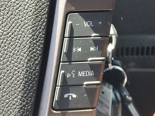 Used 2013 Lincoln Navigator 4WD w/ HD Trailer Tow Pkg image 22