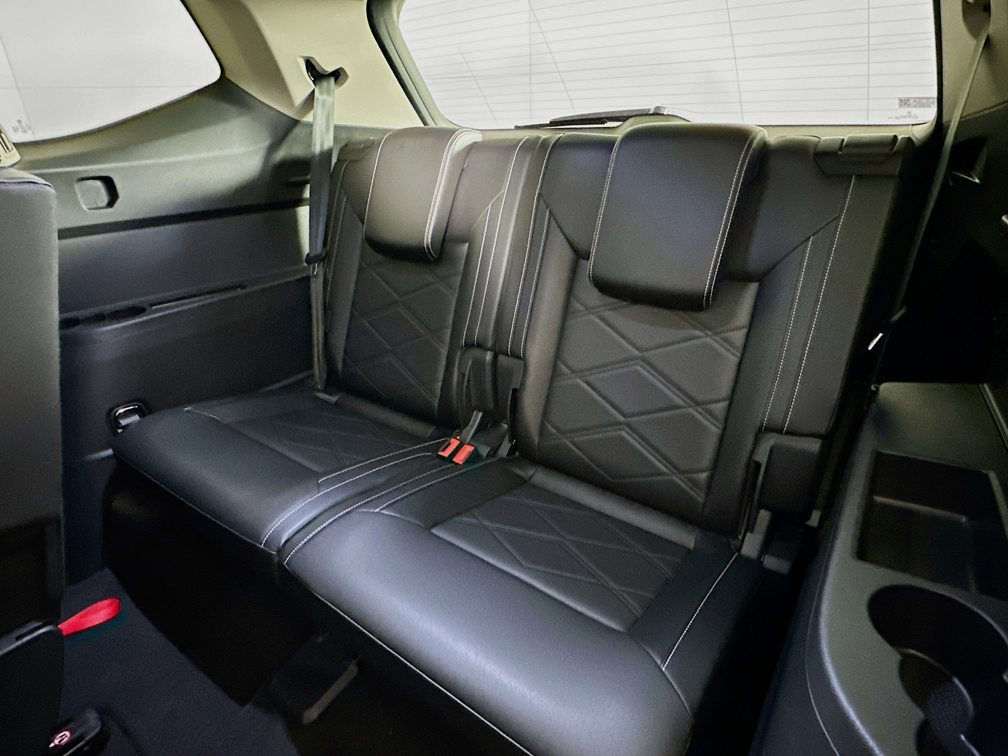 Used 2025 Volkswagen Atlas SE image 29