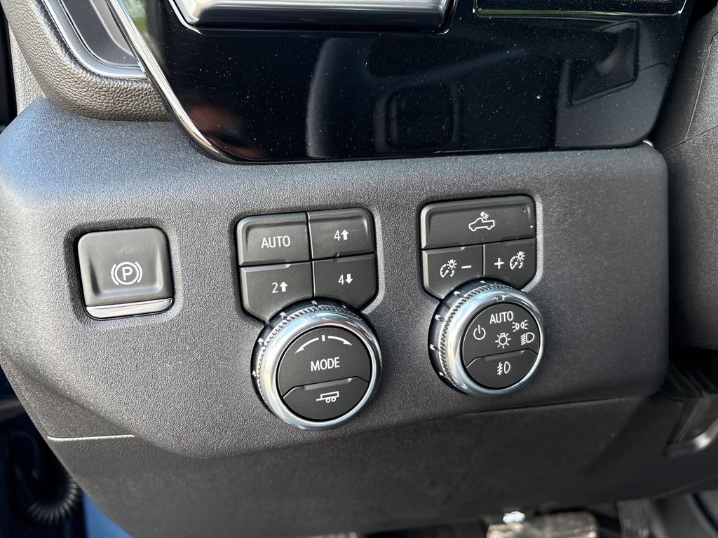 New 2026 GMC Sierra 1500 Elevation w/ X31 Off-Road Package AWD/4WD image 19