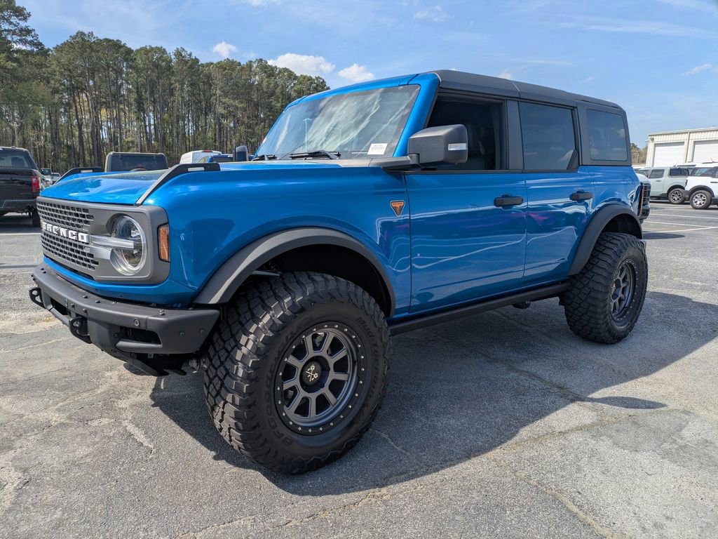New 2025 Ford Bronco Badlands image 8
