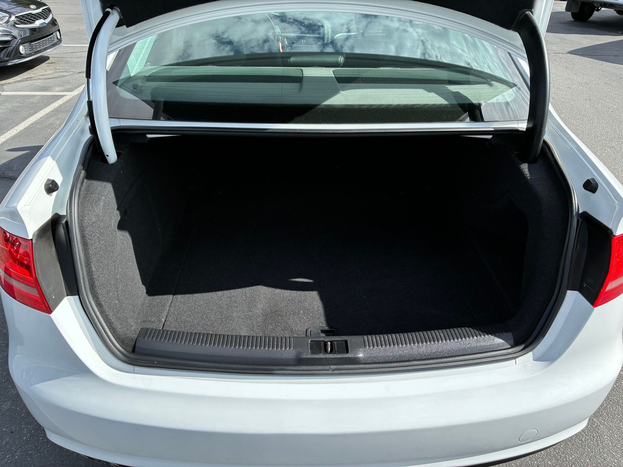 Used 2014 Audi A4 2.0T Premium FWD image 28