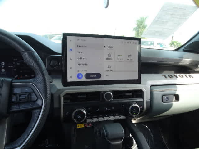 Used 2024 Toyota Tacoma 4x4 Double Cab Hybrid image 28