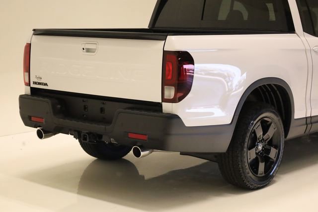 Used 2026 Honda Ridgeline Black Edition image 6