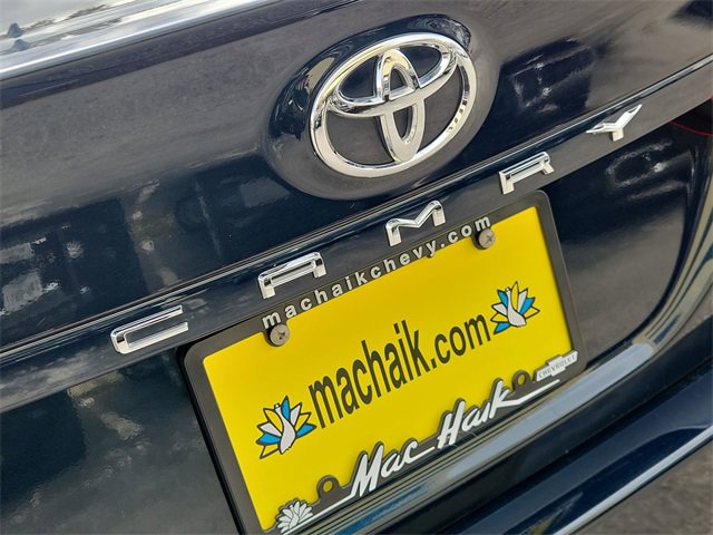 Used 2018 Toyota Camry L image 31