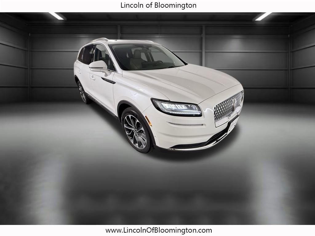 Certified 2023 Lincoln Nautilus Reserve w/ Equipment Group 201A image 10