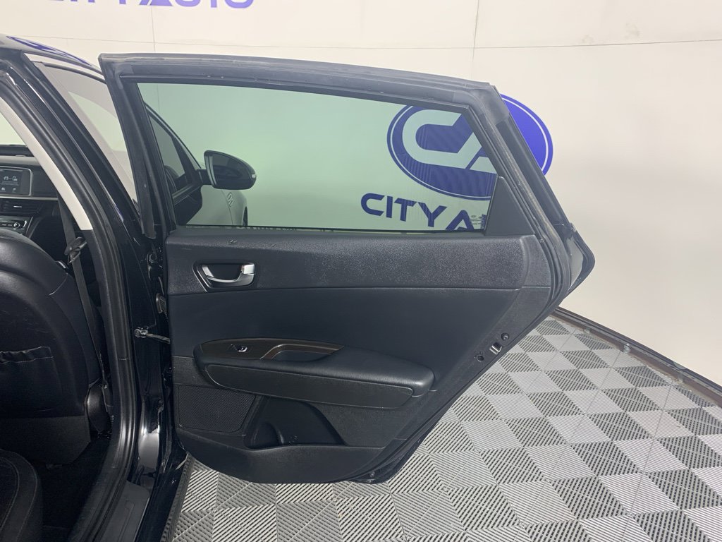 Used 2019 Kia Optima EX image 36