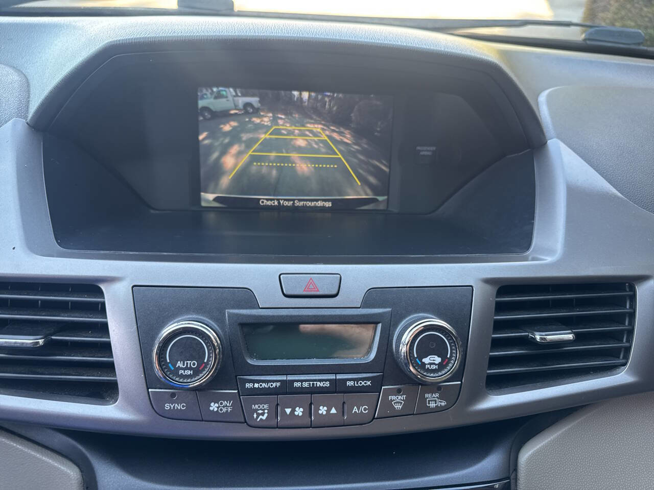 Used 2016 Honda Odyssey EX image 19