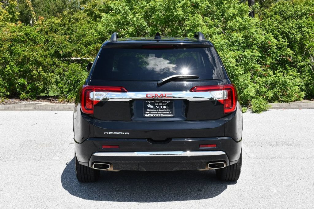 Used 2021 GMC Acadia Denali w/ Denali Technology Package FWD image 30