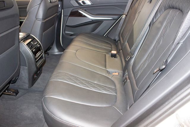 Used 2025 BMW X5 xDrive50e image 19