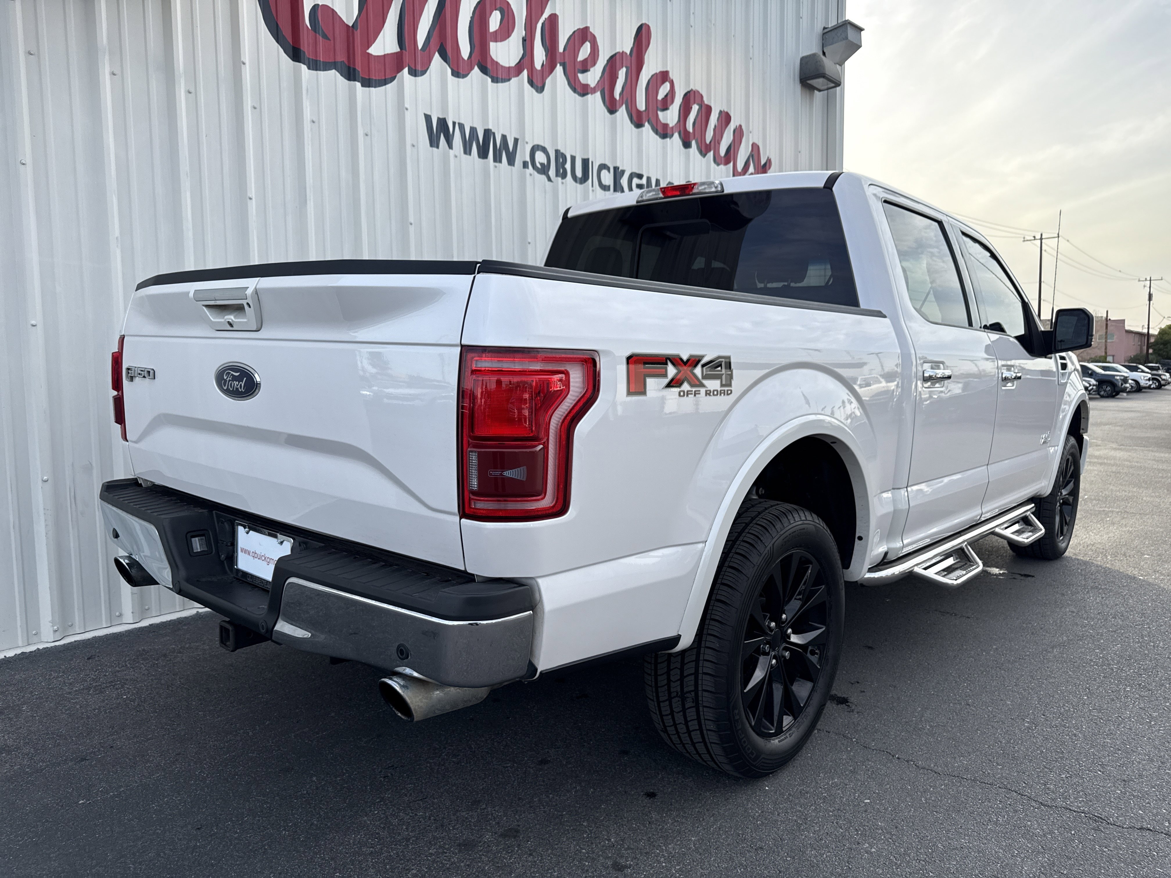 Used 2016 Ford F150 Lariat image 15