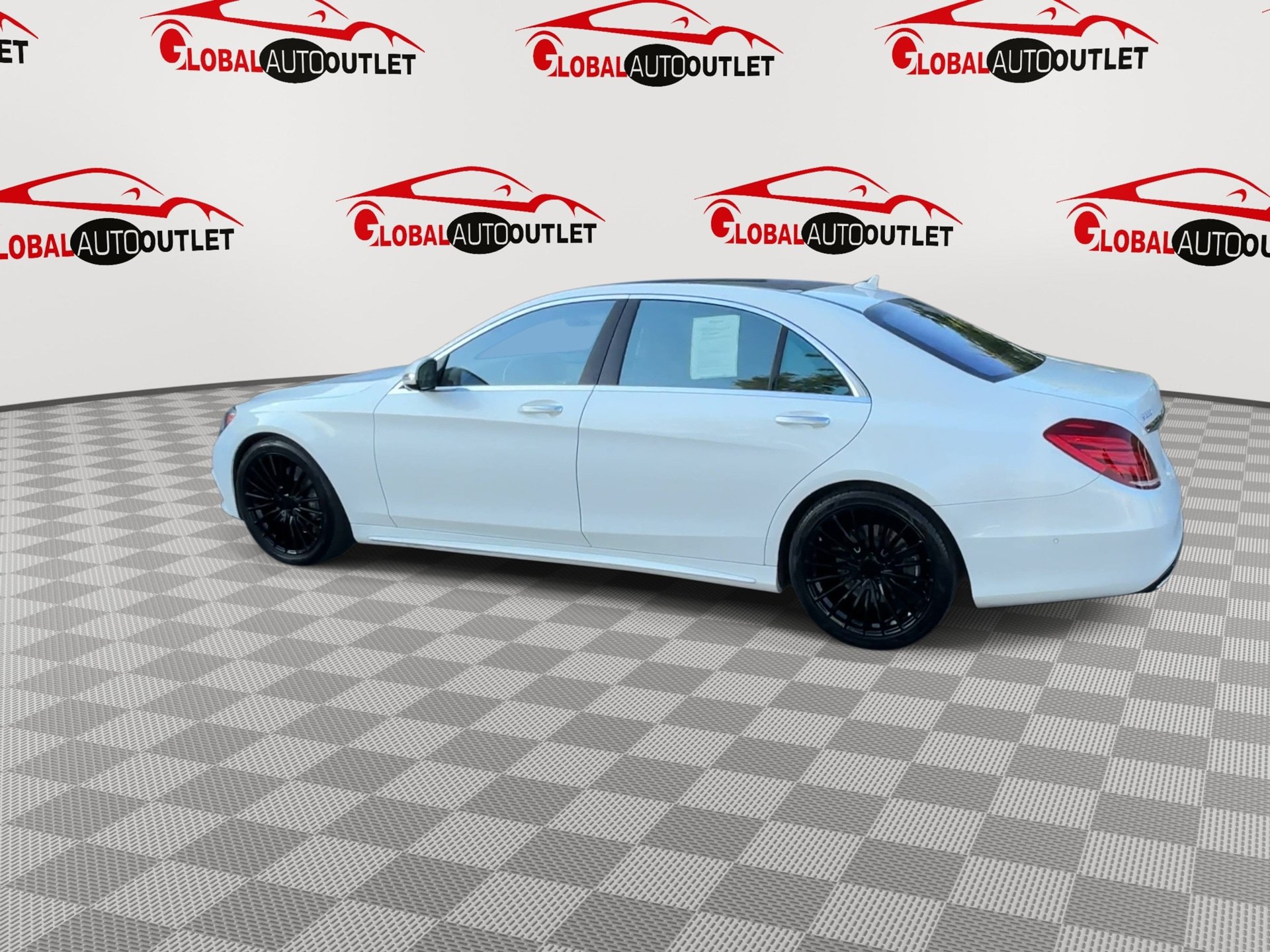 Used 2015 Mercedes-Benz S 550 Sedan image 6