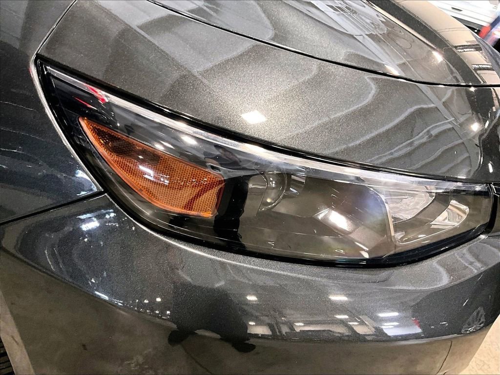 Used 2018 Chevrolet Malibu LT FWD image 33