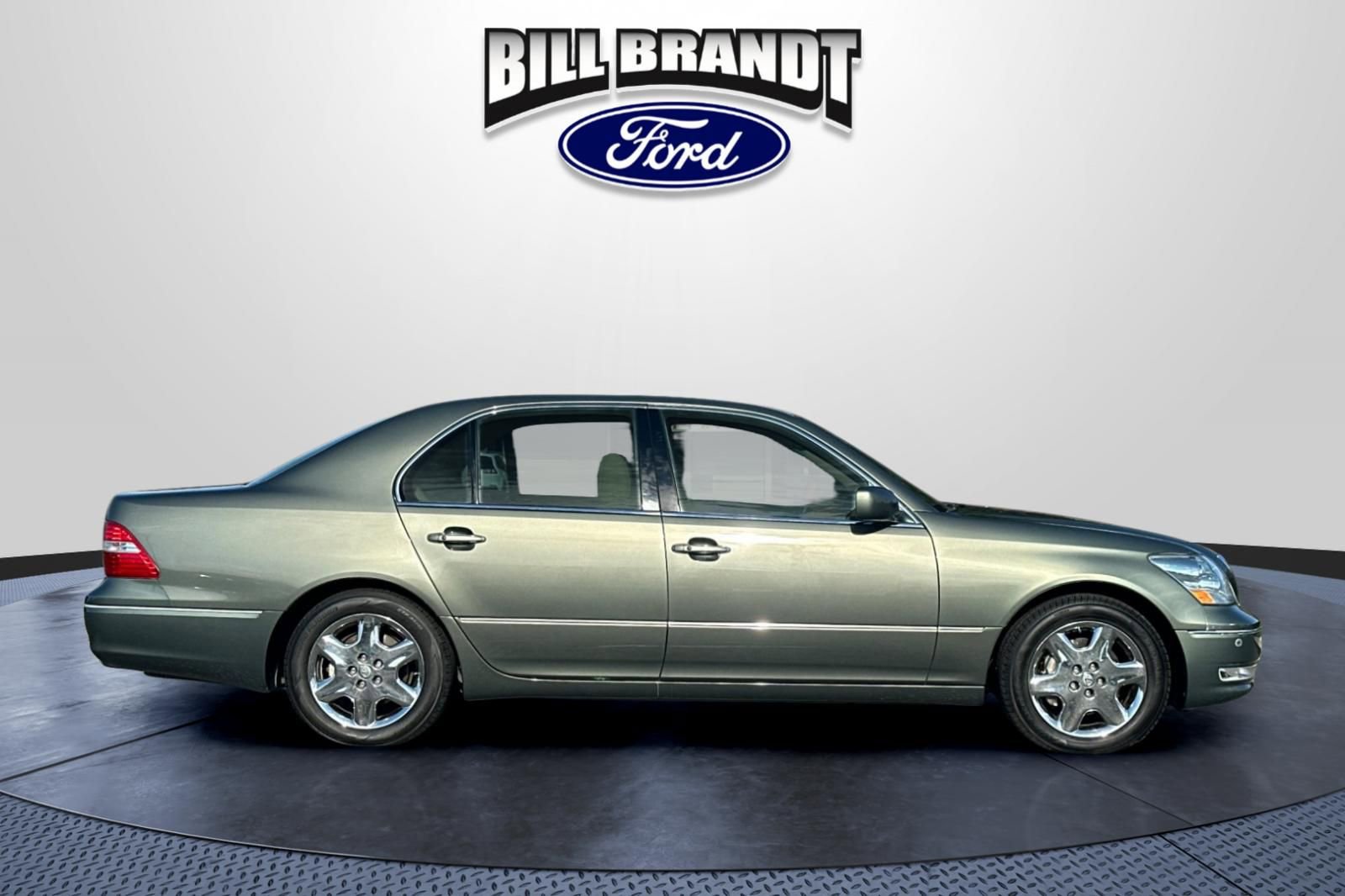 Used 2005 Lexus LS 430 RWD image 2