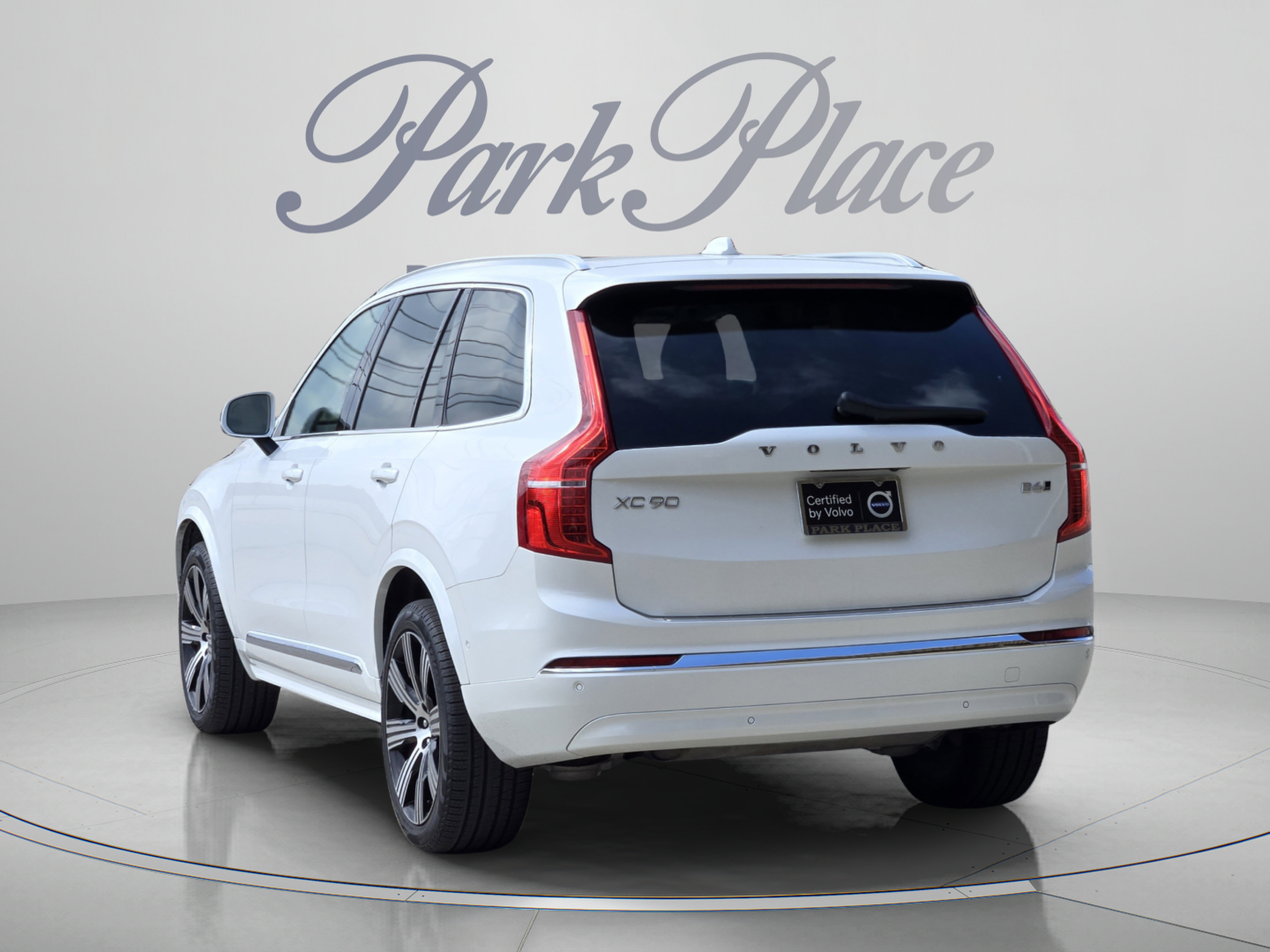 Certified 2025 Volvo XC90 B6 Ultra w/ Protection Package Premier AWD/4WD image 3