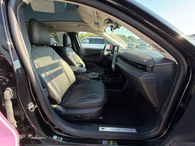 Used 2021 Ford Mustang Mach-E Premium image 9